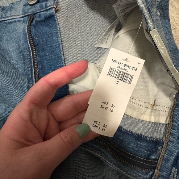 Abercrombie & Fitch Light Blue Jean Shorts - Picture 10 of 10